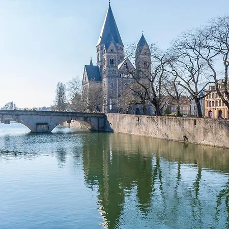 شقة 4-etoiles Comme A Venise En Face De Metz-opera *