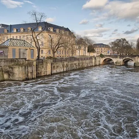 Comme à Venise Metz-opéra 4 étoiles Vue Sur Moselle - Parking Inclus - Changement De Gestionnaire * Metz